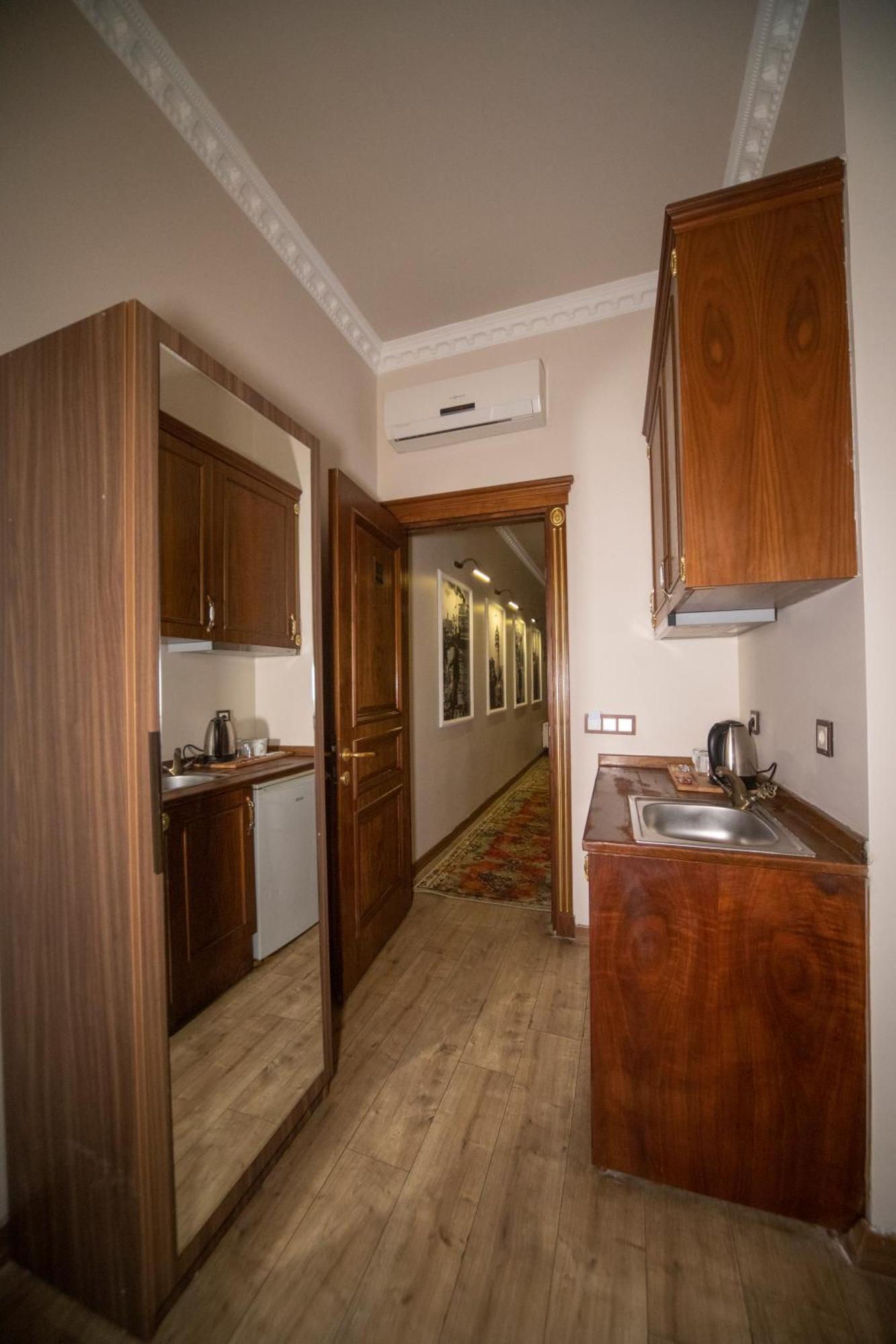 Beyport Hotel Taksim Istanbul Exterior photo